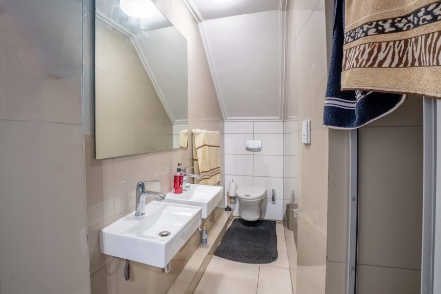 2 Bedroom Property for Sale in Durbanville Western Cape